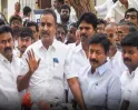 ஆஹா...!! - என்ன ஒரு நூதன போராட்டம்... சி.வி.சண்முகம், எஸ்.பி.வேலுமணிக்கு எதிர்பாராத அயிட்டங்களை அனுப்பி வைத்த அதிமுகவினர்...!