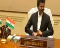 முதல்வர் சேரில் கெத்தாக உட்கார்ந்த விஜய்..!! நாளை புதிய எம்.எல்.ஏ.க்கள் பதவியேற்பு..!!