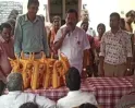 பொன்னி அரிசி வழங்குவதில் முறைகேடு..! எம்எல்ஏவிடம் வாக்குவாதம்..! கம்பத்தில் சலசலப்பு.!!