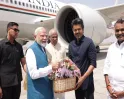 சென்னை வந்தடைந்தார் பிரதமர் மோடி! சாலையோரம் திரண்ட மக்கள்! உற்சாக வரவேற்பு!