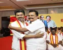 விவசாயிகள் வயிற்றெரிச்சலை வாங்கிக் கட்டிக்கொண்ட தவெக அமைச்சர்... வாயை விட்டு சிக்கிய ஜெகன்நாத் மிஸ்ரா...!