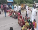 போஸ்ட்மார்ட்டம் ரிப்போர்ட்டில் குளறுபடி! சபரிவர்மனின் உடலை வாங்க மறுத்து உறவினர்கள் சாலை மறியல்!