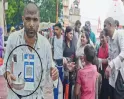 கழுத்தில் QR Code உடன் பிச்சைக்காரர் வேடம்!! 8 மணி நேரத்தில் யூடியூபருக்கு கிடைத்த பணம் எவ்வளவு தெரியுமா?
