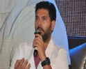 இந்த டீம் தான் 2025 ஐபிஎல் கோப்பை வெல்லும்... யுவராஜ் சிங் ஆருடம்; ரசிகர்கள் ஷாக்!!