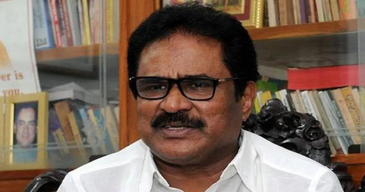 அதிமுகவுல அது இருக்கு.. திமுகவுல அது இல்ல.. உண்மையை புட்டு, புட்டு வைத்த திருநாவுக்கரசர்..!