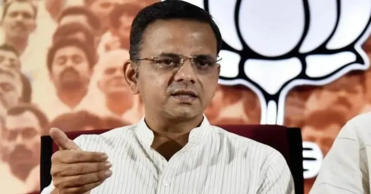 மீண்டும் லைம் லைட்டில் பாலியல் சர்ச்சை கே.டி.ராகவன்..!   ‘ஆபரேஷன் சிந்தூர்’ நிகழ்ச்சிக்கு அவமதிப்பு..!