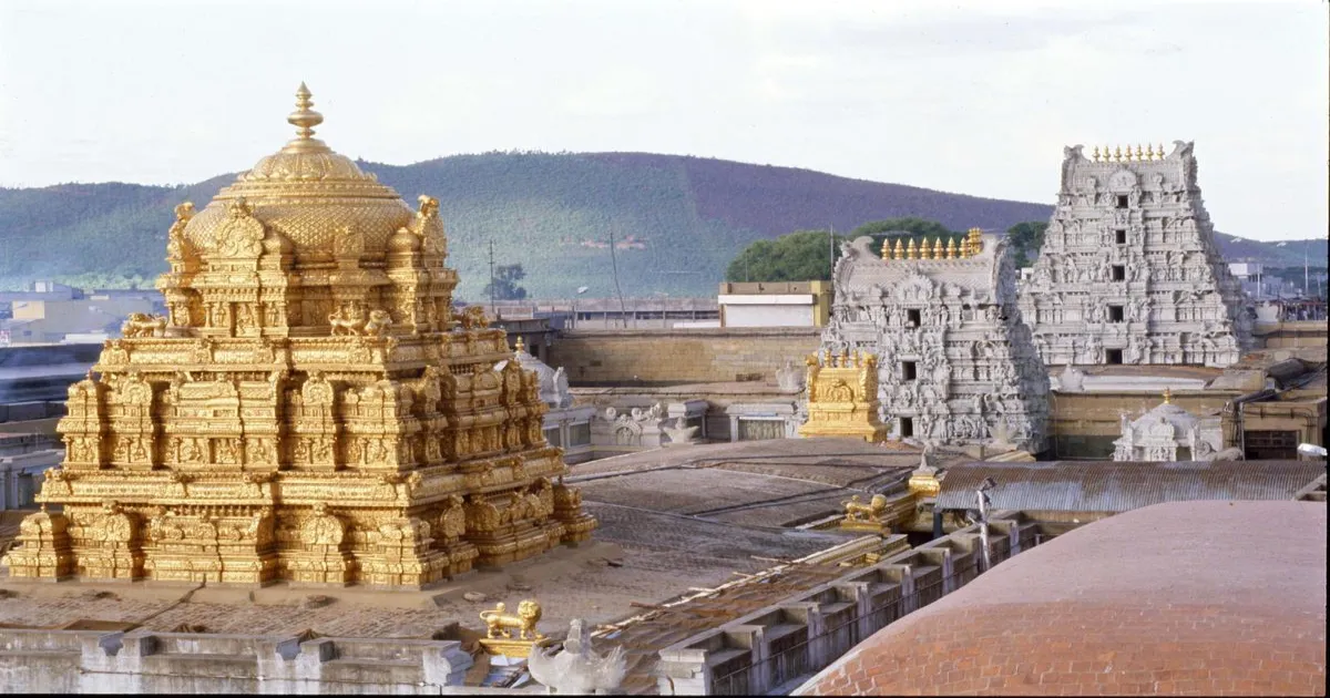 திருப்பதி செல்லும் பக்தர்கள் கவனத்திற்கு... 28 இணையதளங்கள் முடக்கம்... தேவஸ்தானம் வெளியிட்ட முக்கிய அறிவிப்பு...!