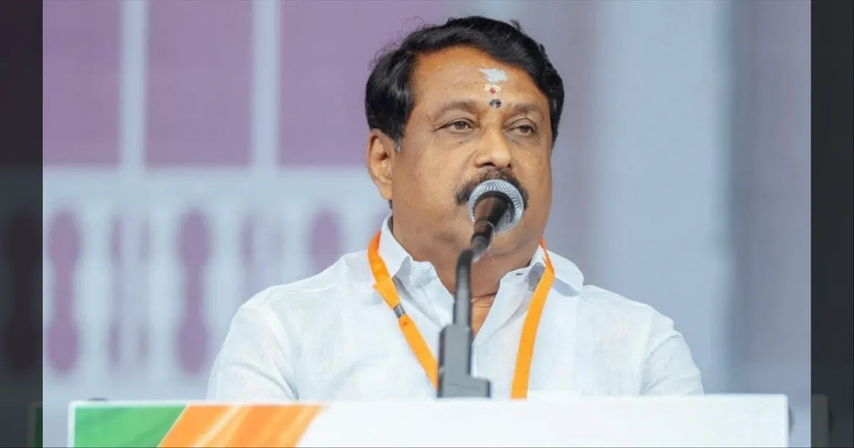 உள்ளூர் உற்பத்தியை கண்டுக்காம வெளிநாட்டு முதலீட்டை கொண்டு வராராம்! என்ன பயன்? முதல்வரை விளாசிய நயினார்…! 