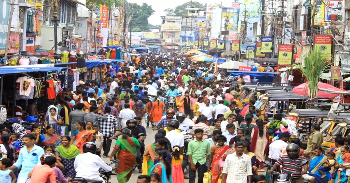 தீபாவளி PURCHASE... நிரம்பி வழியும் மக்கள் கூட்டம்... திணறும் தி. நகர்...!