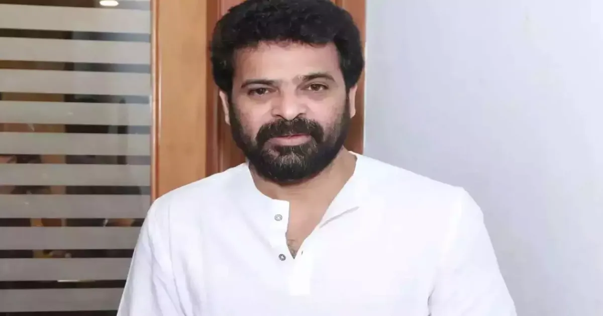 மனைவி, மகளை விரட்டிட்டு மகளிர் தின விழா... விஜயை விளாசிய டைரக்டர் அமீர்..!!