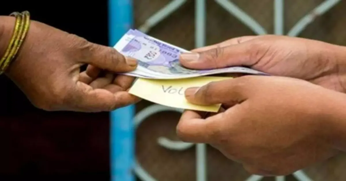 நெல்லையில் தேர்தல் கண்காணிப்பு தீவிரம்.. பரிசு விநியோகத்தை தடுக்க மும்முரம்..!!