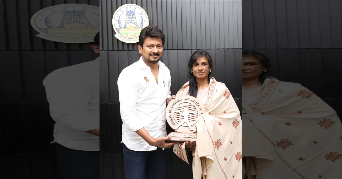 நீ சாதனைச் செல்வி மா... எப்பவுமே நாங்க இருக்கோம்..! உதயநிதி பாராட்டு..!