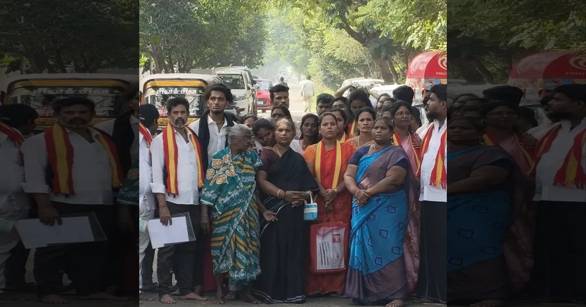 பணத்த வாங்கிட்டு பொறுப்பு தராரு... வடசென்னை மா. செ. மீது  தவெக தொண்டர்கள் புகார்...!