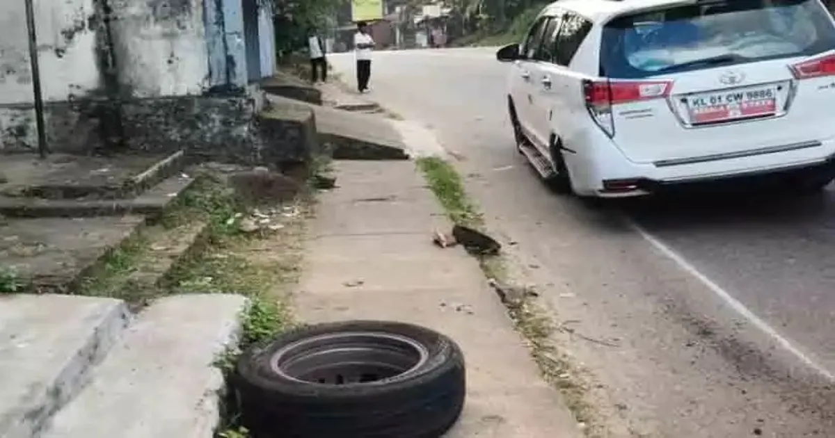 திக்... திக்... சம்பவம்...!! - திடீரென கழன்று ஓடிய கார் டயர் - ஜஸ்ட் மிஸ்ஸில் உயிர் தப்பிய அமைச்சர்...!