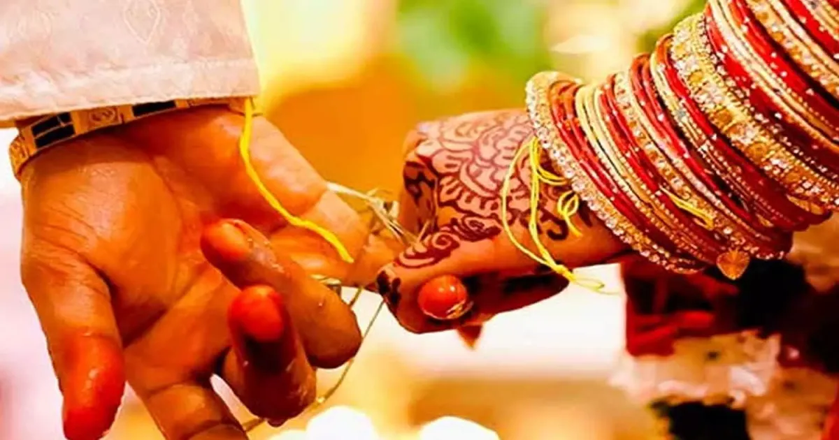 கல்யாணத்துக்கு பொண்ணு கெடைக்கல சாமி… நொந்து போன இளைஞர்கள்… பிரம்மச்சாரி மடம் கேட்டு வேதனை…!