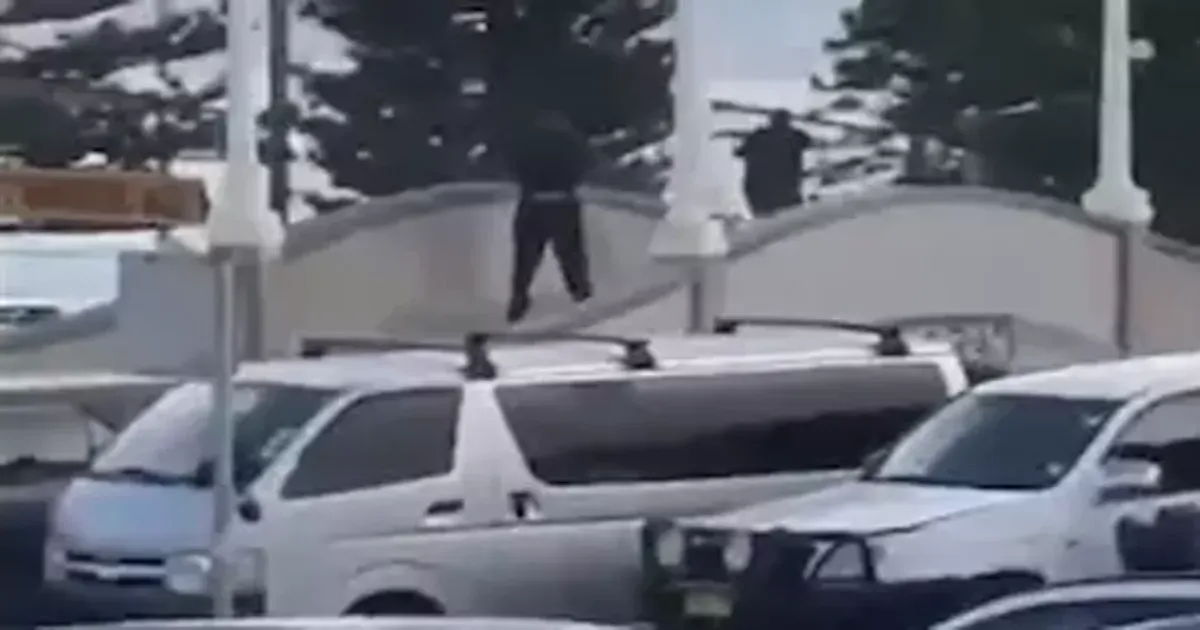 #BREAKING: ஆஸ்திரேலியாவில் பயங்கரம்... துப்பாக்கி சூட்டில் 10 பேர் பலியான கொடூரம்... வலுக்கும் கண்டனம்...!