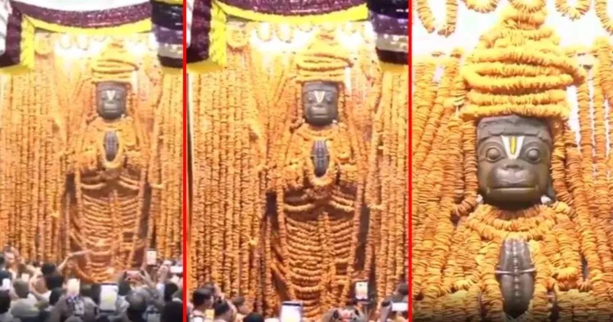 1,00,008 வடையில் பிரம்மாண்ட மாலை... மிரளவைத்த  நாமக்கல் ஆஞ்சநேயர்...!