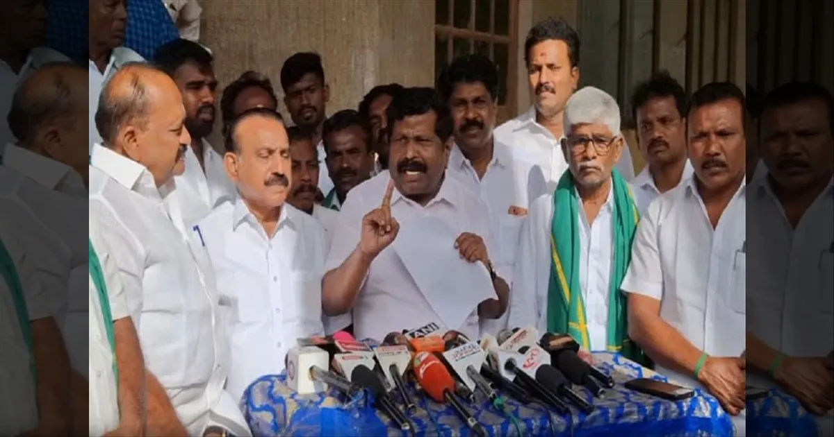 பூசணி தோட்டத்தையே சோத்துல மறைக்கப் பாக்குறாங்க… திமுகவை விளாசிய அதிமுக எம்.பி…! 