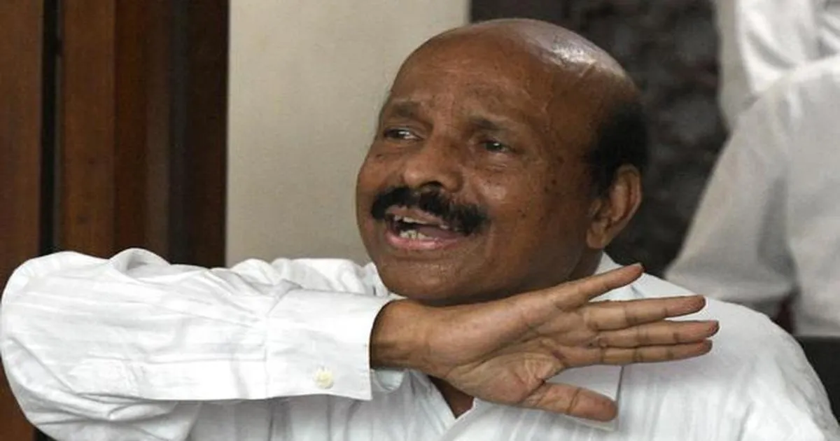 விஜய், உதயநிதியால் வந்த சிக்கல்... அதிமுக சீனியர்களை பகிரங்கமாக எச்சரித்த பொன்னையன்...!