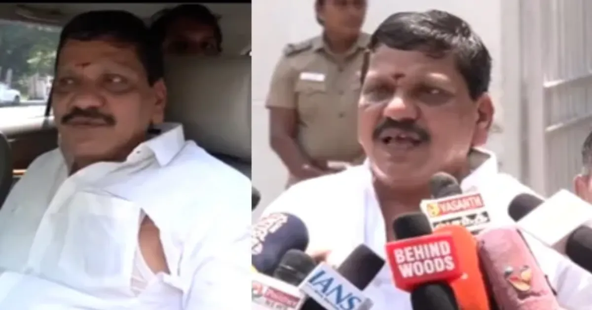 விசிகவினர் செருப்பால் அடித்த சம்பவம்... ஏர்போர்ட் மூர்த்தி மீதும் வழக்குப்பதிவு!