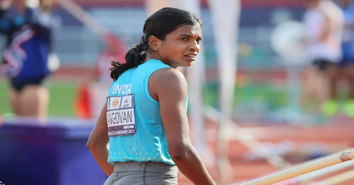 சரித்திரம் படைத்த தமிழக மகள்: ஆசிய தடகள போல் வால்ட் பிரிவில் பதக்கம் வென்று பரணிகா இளங்கோவன் அசத்தல்!