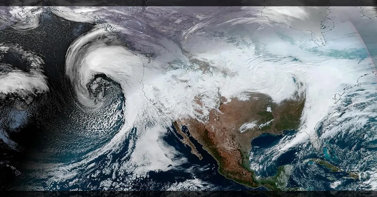 'பாம் சைக்ளோன்' ஒரே வாரத்தில் மூன்றாவது பனிப்புயல்!! திணறும் அமெரிக்கா!! 5.5 கோடி பேர் பாதிப்பு!