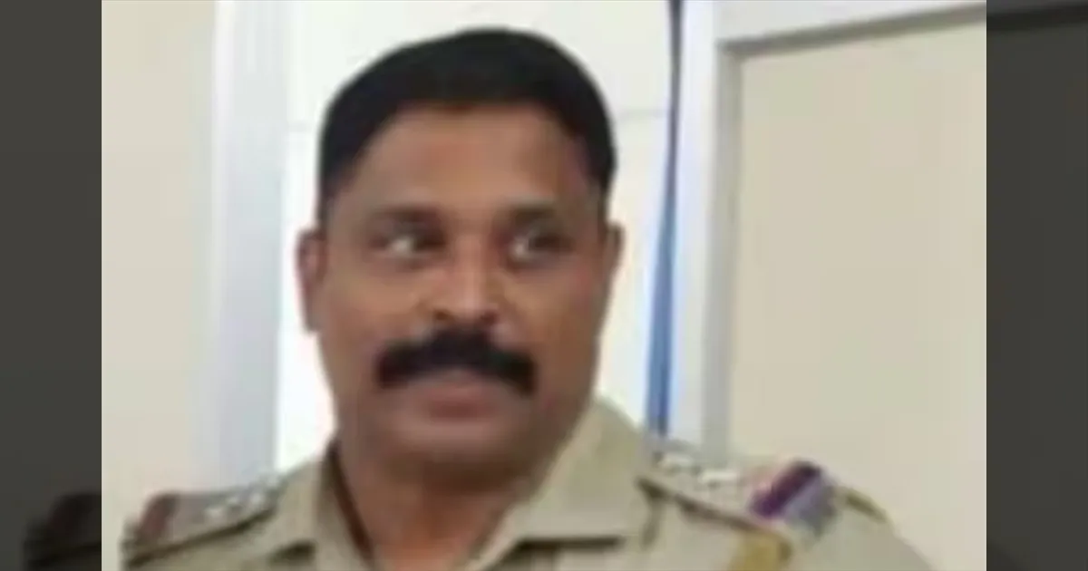 ஆம்ஸ்ட்ராங் வழக்குல உன்னையும் சேர்த்திருவேன்! மிரட்டி பணம் பறித்த இன்ஸ்பெக்டர் புஹாரி 'சஸ்பெண்ட்'!