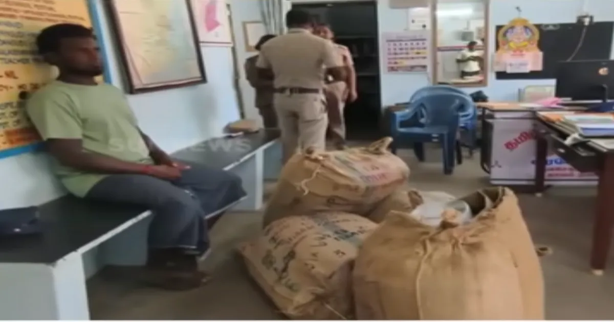 மூட்டை மூட்டையாக இருந்த அதிர்ச்சி... வசமாக சிக்கிய தவெகவினர்... தேர்தல் வேட்டையில் அதிரடி...!