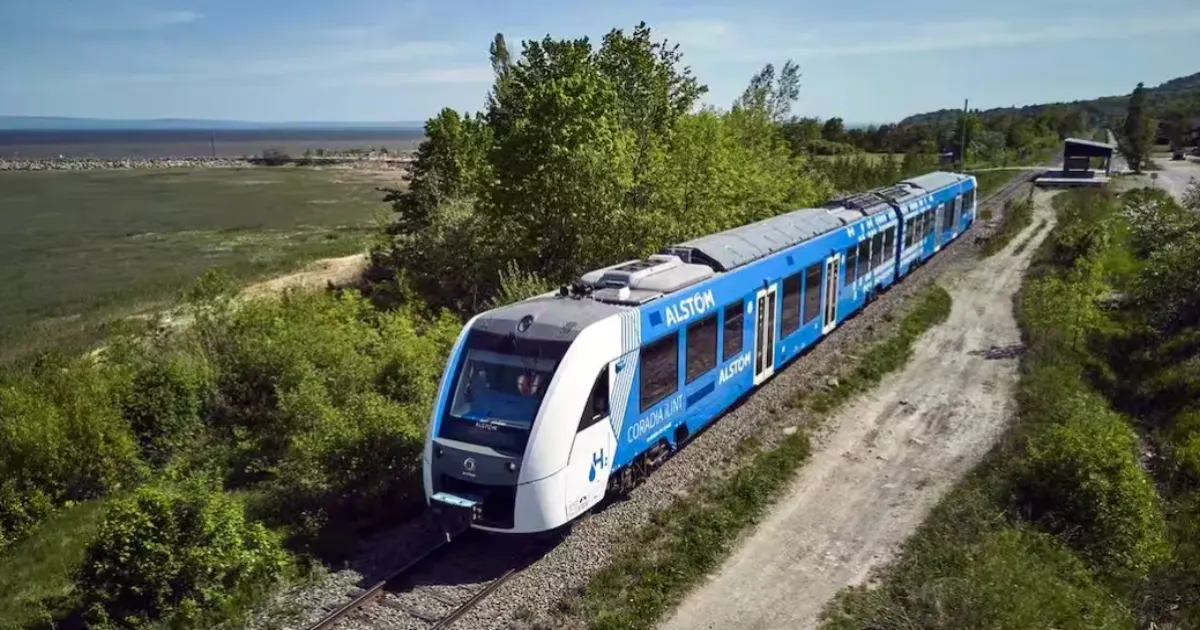 110 கிமீ வேகத்தில் பறக்கப்போகுது... இந்தியாவின் முதல் ஹைட்ரஜன் ரயில் சோதனை ஓட்டம் வெற்றி...!