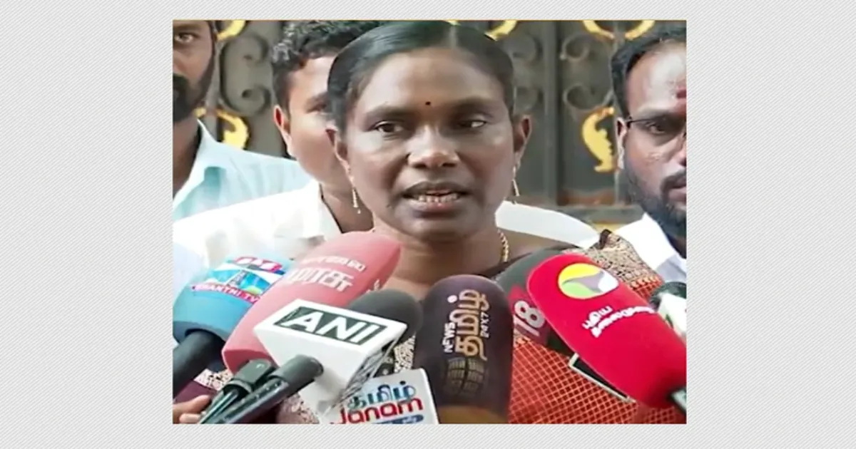 திமுக பொறுப்பாளர் மனைவிகளுக்கு மட்டுமே அதை செஞ்சியிருக்காங்க...ஸ்டாலினை வெளுத்து வாங்கிய காளியம்மாள்...!