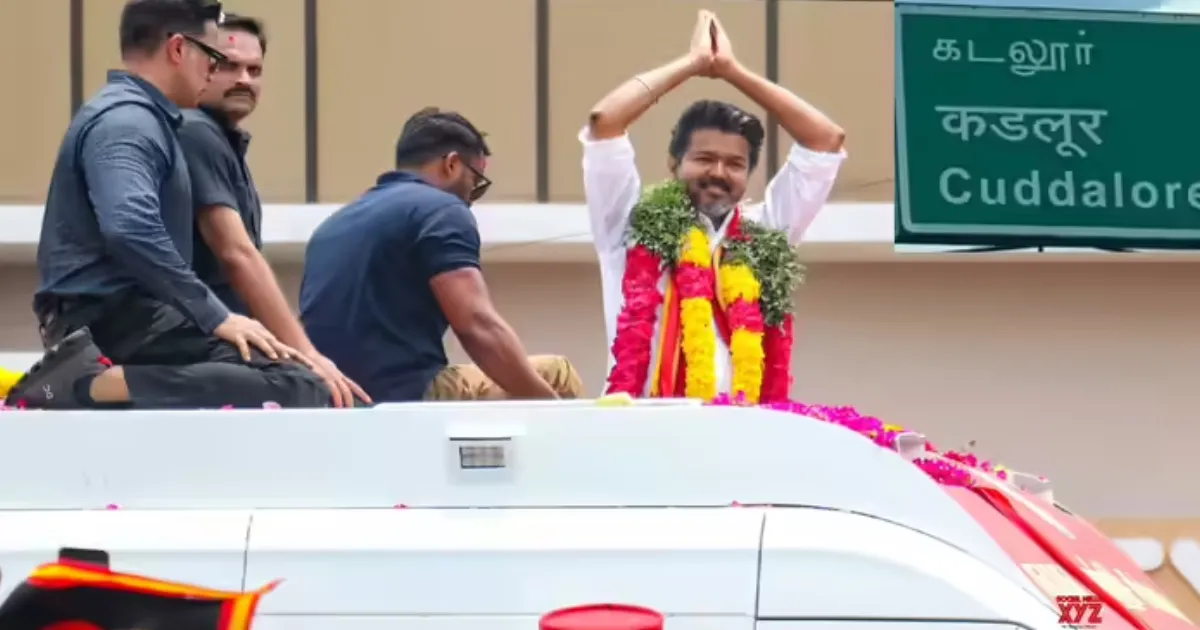 விஜய்க்கு கிடைத்தது கிரீன் சிக்னல்... நாளைய விடியலுக்காக காத்திருக்கும் தவெக தொண்டர்கள்... !