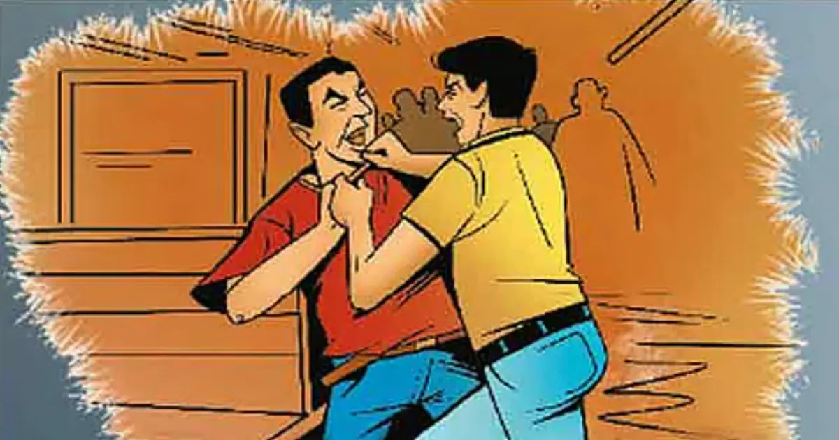 மரக்காணத்தில் பரபரப்பு... இரும்புக் கம்பியால் திமுக நிர்வாகி மண்டையை பொளந்த தவெகவினர்... காரணம் என்ன?