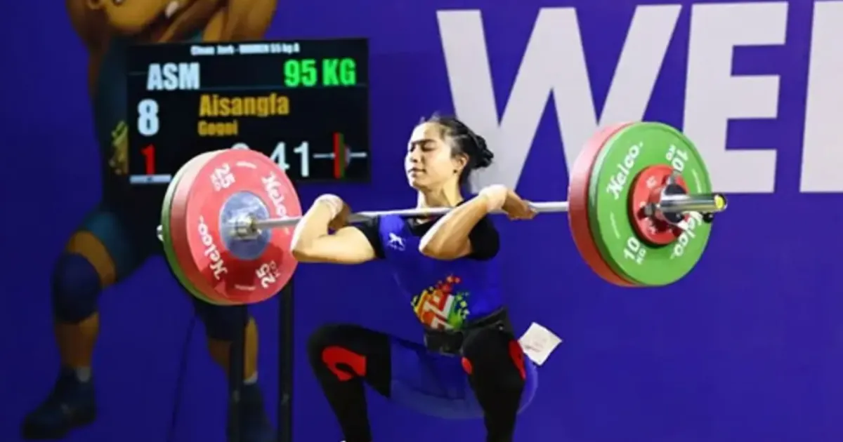 காமன்வெல்த் பளுதூக்குதல் சாம்பியன்ஷிப்: 4 தங்கப்பதக்கத்தை தட்டித்தூக்கிய இந்தியா...!