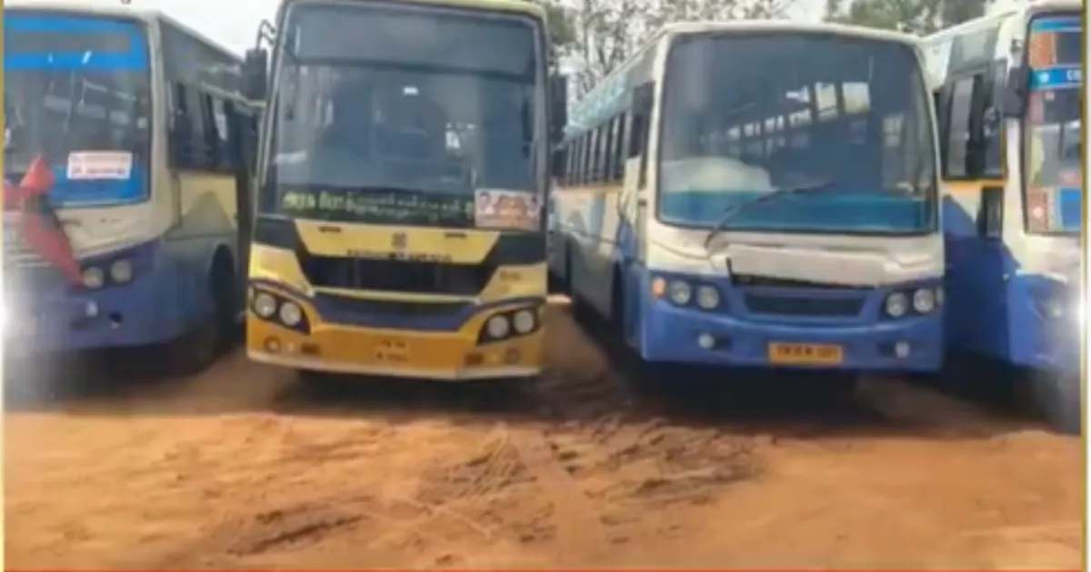 dmk-use-government-bus-for-cm-mk-stalin-welcome-arrange