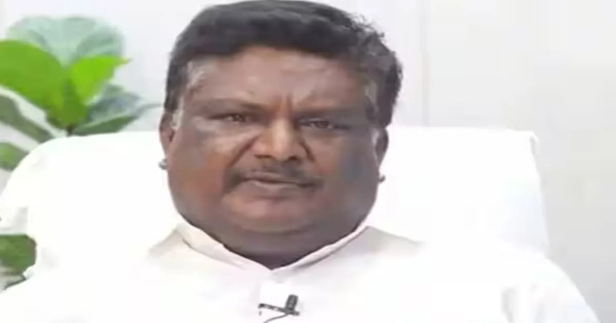 சாட்டையை சுழற்றிய விஜய்... திமுக Ex.அமைச்சர் சிவசங்கர் தலையில் இறங்கியது பேரிடி... வெளியானது முக்கிய தகவல்....!