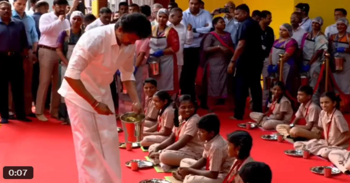  ”எக்காரணம் கொண்டும் அப்படி நடக்கக்கூடாது”... காலை உணவு திட்டத்தை தொடங்கிய கையோடு சி.எம். விஜய் எச்சரிக்கை...!