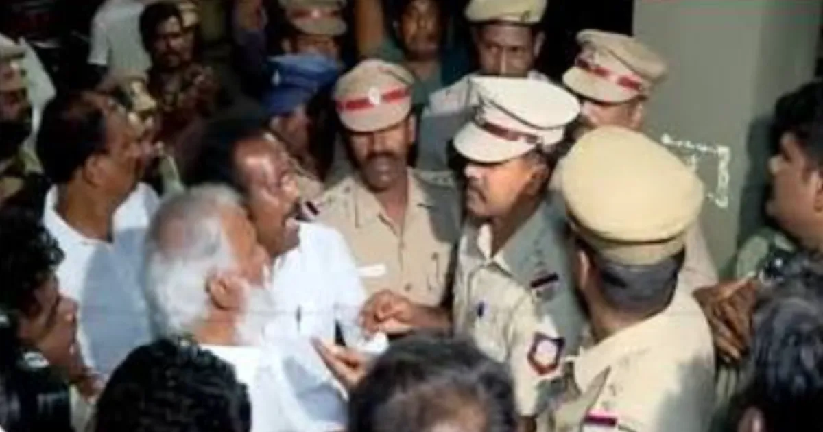 #BREAKING விடிந்ததுமே அறிவாலயத்தை அதிரவிட்ட தவெக... முன்னாள் அமைச்சர் சேகர் பாபு மீது வழக்குப்பதிவு... காரணம் என்ன?