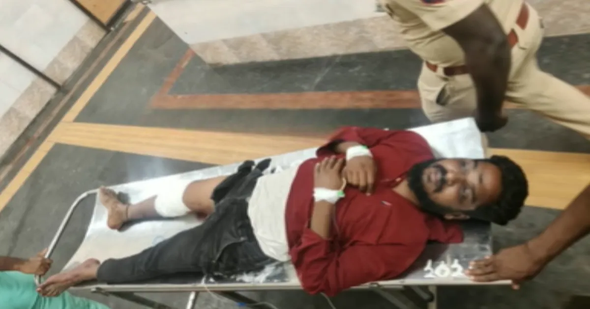 விடிந்ததுமே அதிரடி ஆக்‌ஷன்... பெண் ஊழியரை பெட்ரோல் ஊற்றி கொல்ல முயன்ற கொடூரனை சுட்டுப்பிடித்த போலீஸ்...!