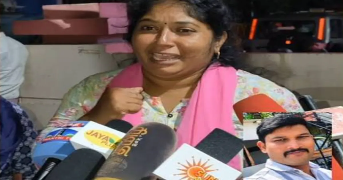 ஒருமையில் விளாசிய மாவட்ட செயலாளர்... மன உளைச்சலில் தவெக நிர்வாகி தற்கொலை... மனைவி கண்ணீர் புகார்...!