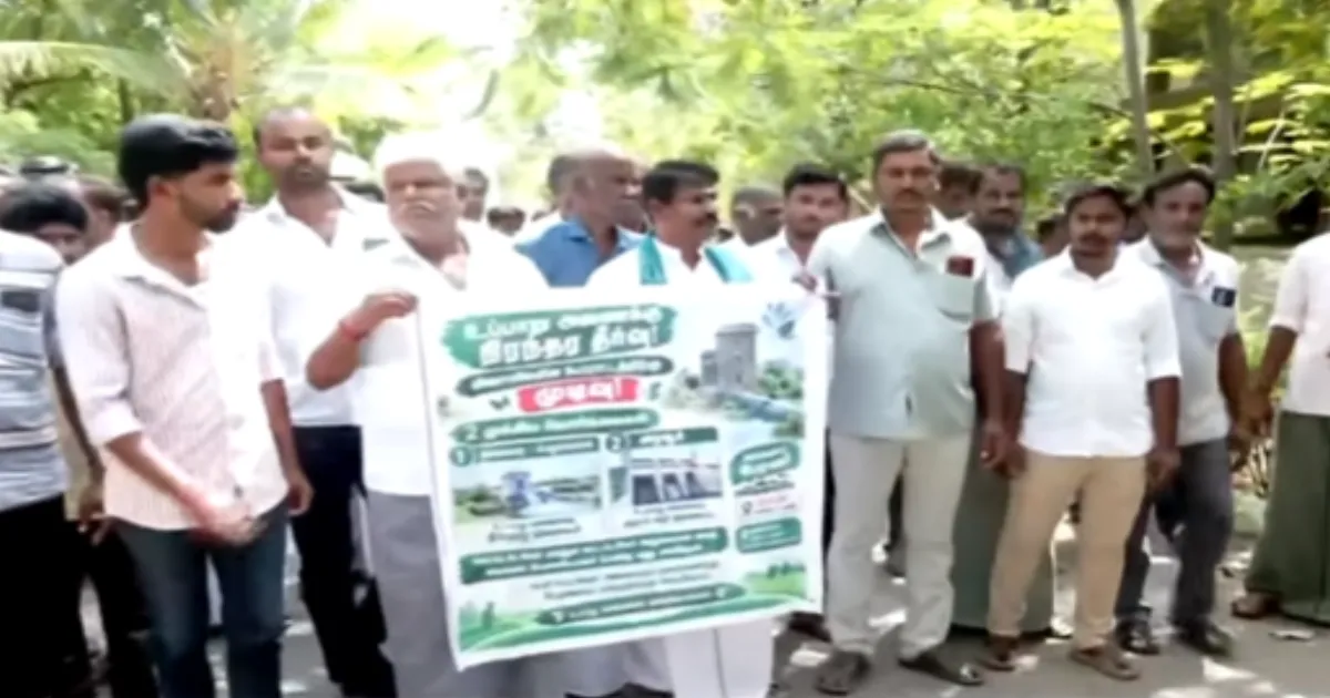 தாராபுரத்தில் மண்ணைக் கவ்வும் தவெக... விவசாயிகள் கூட்டாக சேர்ந்து செய்த காரியம்... சி.எம்.விஜய்க்கு செம்ம ஷாக்...!