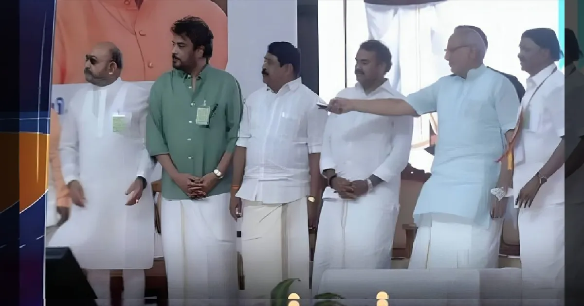 மதுரையில் 140 அடி உயர வ.உ.சி சிலை... குடியரசு துணை தலைவர் சி.பி. ராதாகிருஷ்ணன் அடிக்கல் நாட்டினார்!