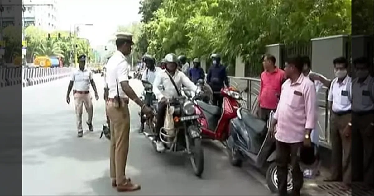 சாலை விதிமீறல்... கறார் காட்டிய சுப்ரீம் கோர்ட்..! மத்திய, மாநில அரசுகளுக்கு முக்கிய உத்தரவு.!!