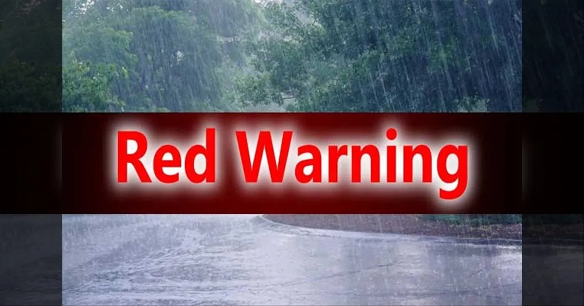 சுழற்றி அடிக்கும் டிட்வா புயல்... ரெட் அலர்ட் வந்துருக்கு... எந்தெந்த மாவட்டங்கள் தெரியுமா...?