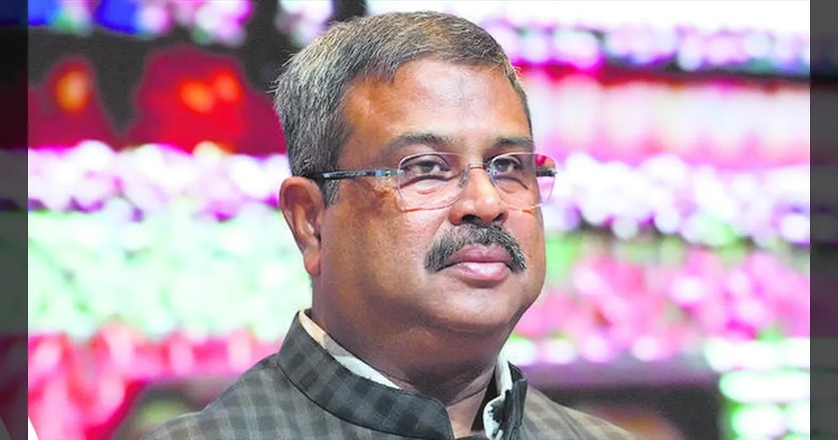 அதெல்லாம் பார்லி.,-ல பேச முடியாது!  தர்மேந்திர பிரதான் கறார்.. எதிர்க்கட்சிகள் கோரிக்கை நிராகரிப்பு..!