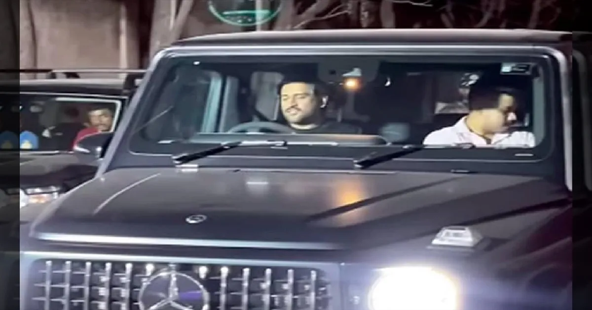 சட்டம் அனைவருக்கும் சமம்! போக்குவரத்து விதியை மீறிய தோனிக்கு அபராதம் விதித்த ராஞ்சி போலீசார்!