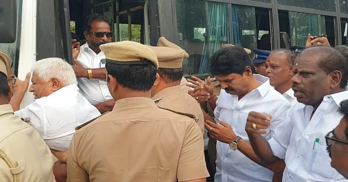 அரக்கோணத்தில் பரபரப்பு... அதிமுக எம்.எல்.ஏ. போலீசாரால் குண்டுக்கட்டாக கைது... காரணம் என்ன?