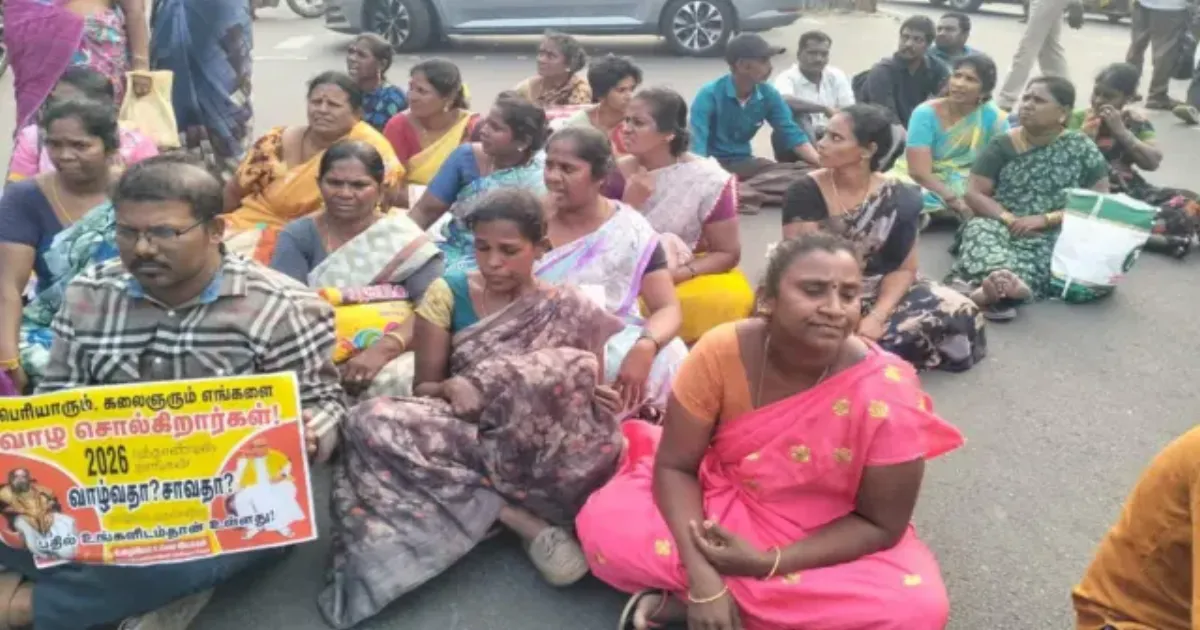 மீண்டும் வெடித்தது போராட்டம்..! களமிறங்கிய தூய்மை பணியாளர்கள்..! ரிப்பன் மாளிகை நோக்கி ஊர்வலம்..!!