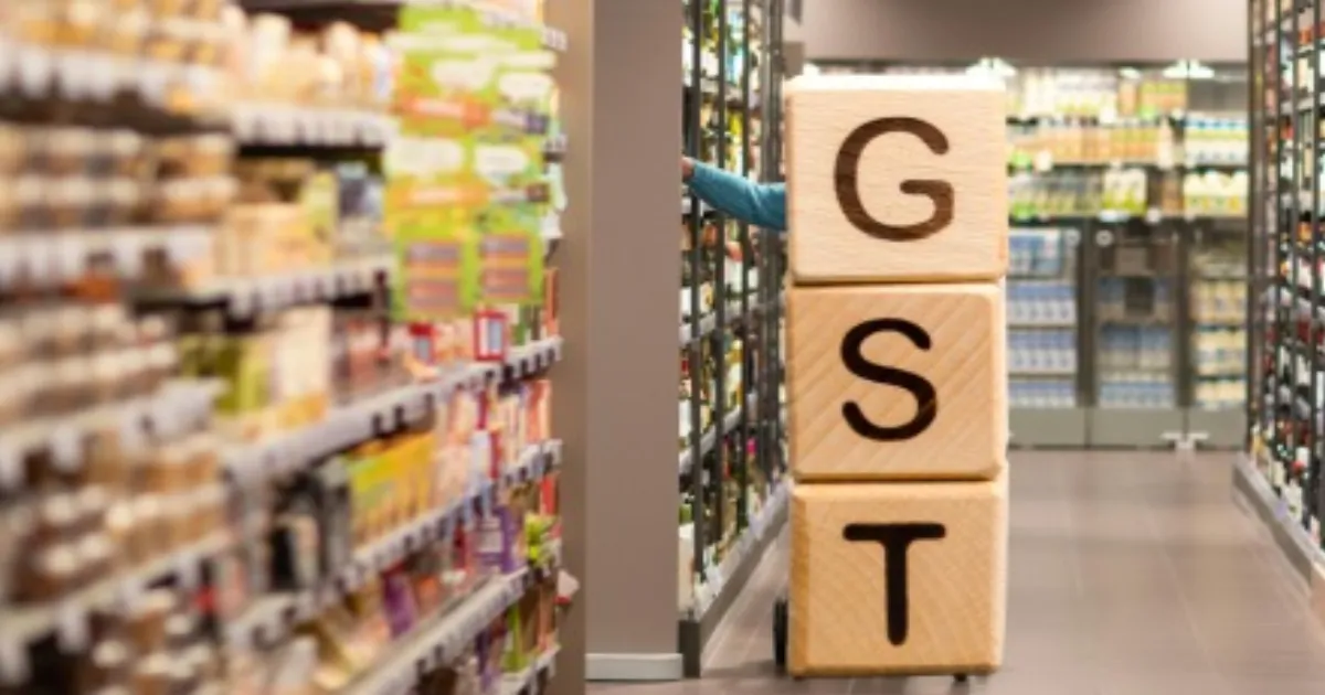 தீபாவளி சர்ப்ரைஸ்... GST வரி விதிப்பில் மாற்றம்.. எந்தெந்த பொருட்களுக்கு விலை குறையும்?