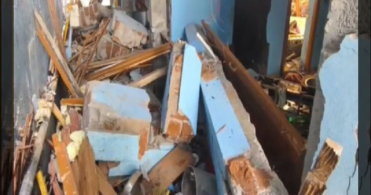 சென்னை அருகே சிலிண்டர் வெடித்து விபத்து! இடிபாடுகளில் சிக்கி 2 குழந்தைகள் மரணம்...!