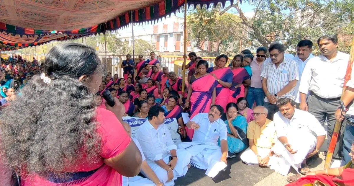 முகத்திற்கு நேராக அங்கன்வாடி ஊழியர்கள் கேட்ட ஒரே கேள்வி... சட்டென எழுந்து நடையைக் கட்டிய நயினார்... என்ன கேட்டாங்க தெரியுமா? 